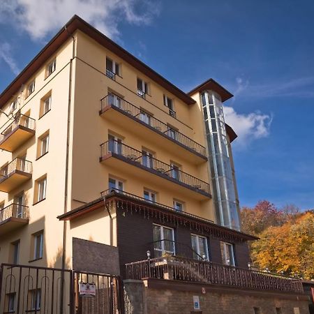 Pensjonat Henryk Krynica-Zdrój Exteriör bild